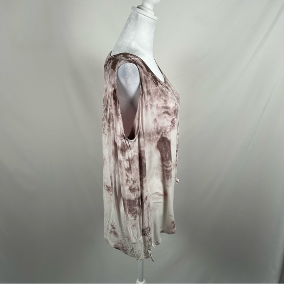 American Eagle Pink White Cold Shoulder Stretch Top Size Medium - Picture 3 of 8